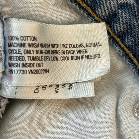 Universal Threads 90s Baggy Denim Jeans Faded Blue Women's 6 Short - Picture 7 of 10